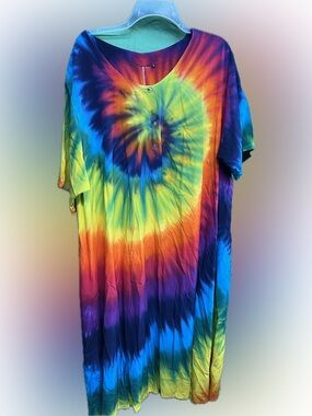 Vibrant Spiral Tie-Dye Quarter Button Front Dress
